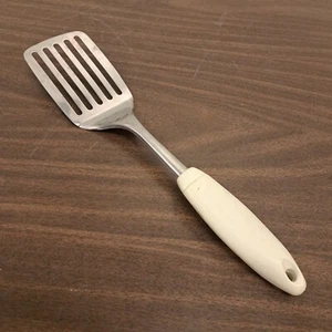 VTG Pyrex Accessories Stainless steel Slotted Spatula Flipper Kitchen Utensil - Picture 1 of 7