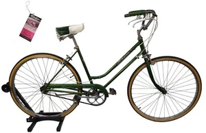 Vintage Schwinn Deluxe Breeze 490mm, 26in - Picture 1 of 23
