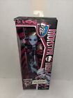 MONSTER HIGH - COFFIN BEAN - ABBEY BOMINABLE - 2013
