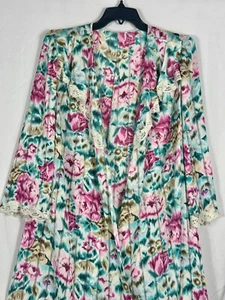 VINTAGE Lucie Ann Damen Gr. Small Blumendruck Morgenmantel Satinstruktur Spitzenborte (D) - Bild 1 von 15