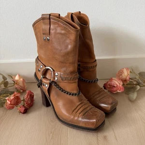 Donald J Pliner Lisa Western Leder Kette Harness Stiefeletten Größe 10M rustikal - Bild 1 von 11