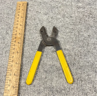 Ideal Wire Cutter Stripper Tool Yellow Handle #45-120 USA - Image 1 of 4