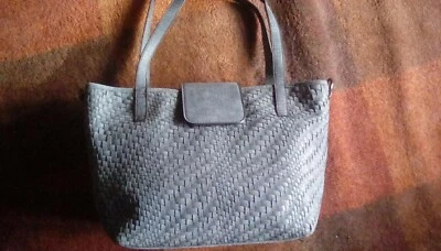 BNWOT Betty Barclay Navy shoulder bag - Image 1 of 4