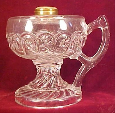 Lámpara de queroseno King Comet dedo EAPG patrón americano temprano vidrio antiguo como está Foto 1 de 4