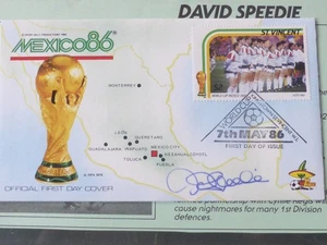 ST VINCENT WORLD CUP 86 COVER SIGNED IN INK DAVID SPEEDIE (SCOTLAND) - Picture 1 of 3