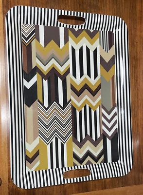 Bandeja para servir MISSONI x Target 'Zig Zag Patchwork' melamina neutros 20x15x1 Foto 1 de 4
