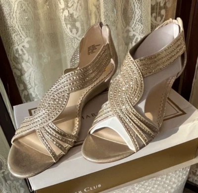 Sandalias de cuña Charter Club adornadas con cremallera zapatos talla 12M doradas nuevas en caja Foto 1 de 4