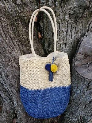 Old Navy Cream Blue Hand Bag Woven String Inside Zipper  Pocket 27" Handle Top - Image 1 of 4