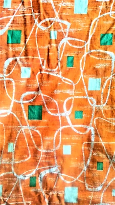 TISSU DESIGN 1950  VINTAGE A MOTIFS GEOMETRIQUES blanc et vert sur fond orange  - Photo 1/4