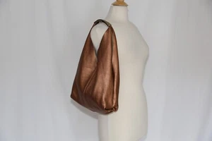 Authentic Made in Italy Coccinelle Metallic Neutral Leather Hobo Shoulder bag - Picture 1 of 10