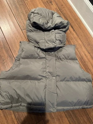 lululemon wunder puff cropped vest size 10 black - Image 1 of 3