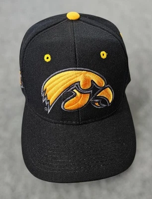 Vintage Iowa Hawkeyes Acrylic/Wool Fitted Zephyr Hat Cap Size 7  - Image 1 of 4