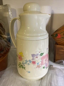 Vintage Thermal Phoenix Carafe One Quart Hot Cold Insulated Pitcher Floral - Picture 1 of 10