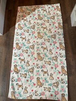 Charmont Collection Puppy Dog Towel Standard Bath Scottie Chihuahua Golden - Image 1 of 4