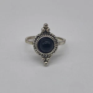 Silver Tone Black Stone Ring Size 6 - Picture 1 of 4