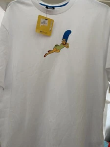 The Simpsons Marge Simpson Large Tee Shirt - Picture 1 of 3
