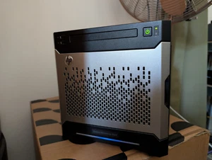 HP Gen8 MicroServer Xeon E3-1265L 16G RAM HBA Card 2x 4T HDD 2x 250G SSD Unraid - Picture 1 of 15