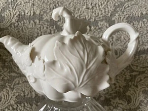Grace's Teaware White Pumpkin Teapot W/Sculpted Leaves - So Cute!!!! - Picture 1 of 14