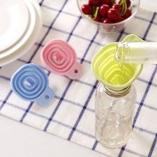 1Pc Olio di Silicone Pieghevole Imbuto Imbuto Di Riempimento Liquido strumento da cucina pieghevole