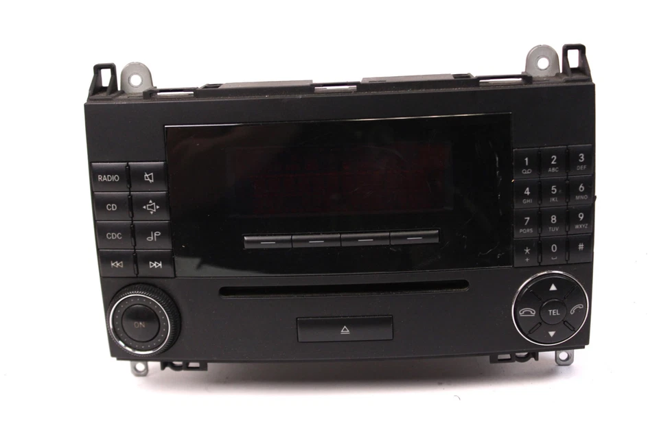 Autoradio Mercedes Benz W245 W169 A/C-Klasse Vito A1698201589 MF2550 *CD defekt - Bild 1 von 1