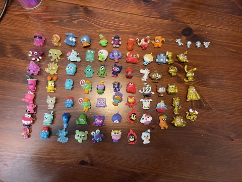 Moshi Monsters Moshlings - lot of 76 figures Cover