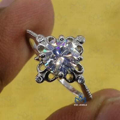 1.8CT Round Cut VVS1 Lab Grown Moissanite Vintage Engagement Ring 14K White Gold - Image 1 of 4