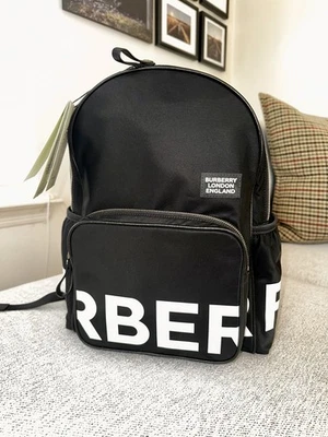 Mochila BURBERRY Marco Logotipo Estampado Mochila Negro Nylon  Foto 1 de 4