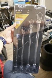 Klutch 4-Pc. Long Flex Head Spline Reversible Ratcheting Wrench Set, SAE, #C1 - Picture 1 of 3