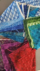 Lot 19 Fat Quarters (2541) Jewel - Modern Movement Collection Keepsake Quilting - Picture 1 of 6
