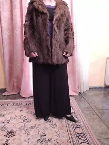 Beautiful FUR JACKET Colour brown. Size medium - Picture 1 of 7