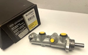 MCA39661 Carquest Brake Master Cylinder New xref. M39661, 0034306001, 0044300901 - Picture 1 of 4
