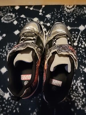 Light Up MARVEL BOYS SHOES SIZE 13 - Image 1 of 4