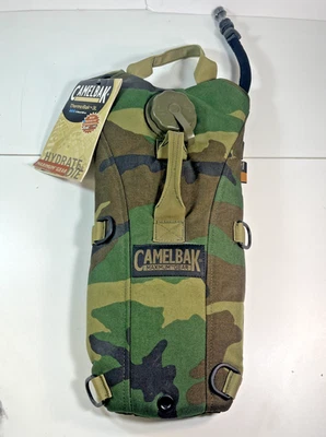 ¡NUEVO con etiquetas! Mochila de hidratación CAMELBAK ThermoBak 3L 100 oz Maximum Gear, camuflaje Foto 1 de 4