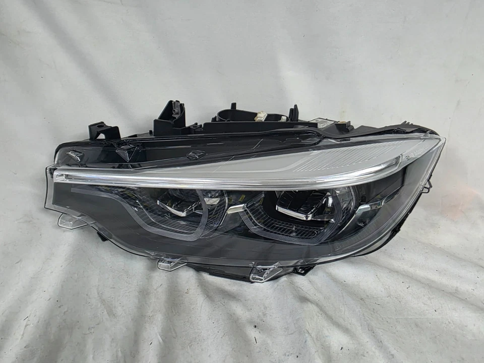 BMW 4 Series F32,F33,F36,F80,F82,F83 LCI ADAPITIVE LED Headlight LEFT 8738705 - Bild 1 von 4