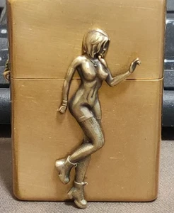 1 Stück Messing Sexy Strumpf Mädchen DIY Aufkleber passend für Zippo - Bild 1 von 6
