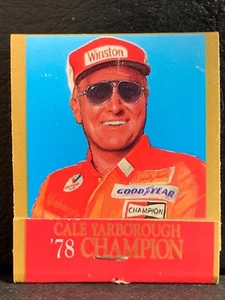 CALE YARBOROUGH NASCAR CHAMPIONS 25th Anniversary WINSTON CUP SERIE SPIELBUCH - Bild 1 von 2