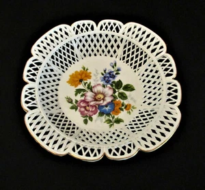 Romania Porceline Handpainted Bowl ( Julia) - Picture 1 of 2