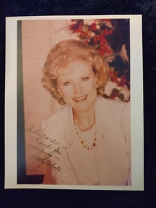 Betty White Signed in Person Inscribed Color Photo 8x10 - Picture 1 of 3
