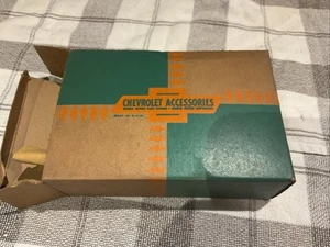 Chevrolet 1962 accesorio kit de lámpara de cortesía Corvair serie 700-900 985299 - Imagen 1 de 4