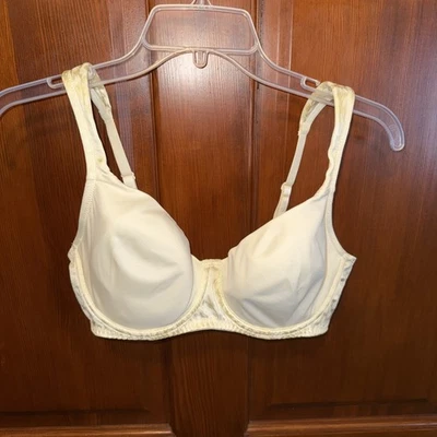 Breezies Microfill Full Coverage Underwire Bra Satin Trim Sz 36 C Style 225683 - Image 1 of 4