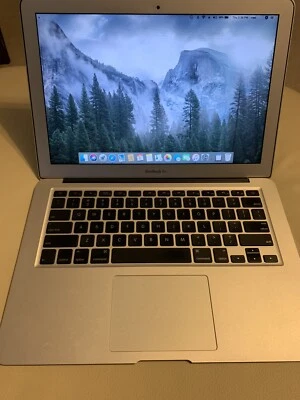 Laptop Apple MacBook Air A1369 13.3" - MC503LL/A (Octubre, 2010) Foto 1 de 4