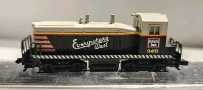 Con-Cor N Scale SW-1200 Diesel Burlington #9401 - Image 1 of 4