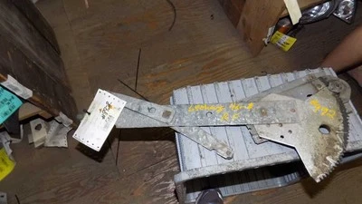 Passenger Right Front Window Regulator Manual 4 Door Fits 68 BUICK 7888 - Image 1 of 2