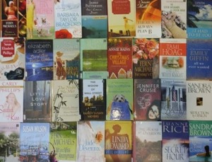 RANDOM MIX Book Lot of 7 LARGE PRINT Romance FERN MICHAELS Sandra Brown DEVERAUX - Picture 1 of 4