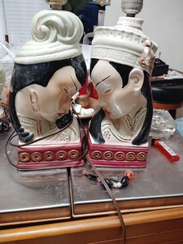 Juego de 2 accesorios de pared de cerámica japonesa Foto 1 de 1