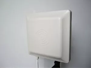 IP65 UHF RFID lettore di schede a lungo raggio Wiegand sistema di parcheggio 26 bit controllo accessi - Foto 1 di 1