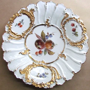 MEISSEN PORCELAIN 9" WHITE & GILT DEEP PLATE / DISH HP FRUIT CIRCA 1900 (11238) - Picture 1 of 7