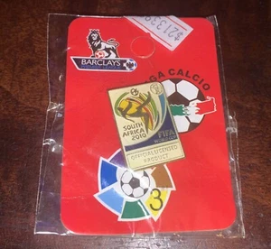 VERY RARE SOUTH AFRICA 2010 FIFA WORLD CUP BARCLAY'S RED CARD SOUVENIER PIN - Picture 1 of 5