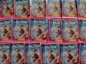 Brazil version 2023 Panini Disney Frozen Maps of Wonder x40 Sticker Pack - Picture 1 of 3