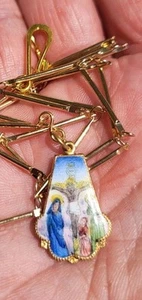 ANTIQUE SIGNED ITALY PAINTED PORCELAIN JESUS CROSS MARY GOLD PLATED BAR NECKLACE - Picture 1 of 6
